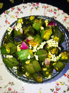 प्याज वाली भिंडी की भुजिया(pyaz wali bhindi ki bhujiya recipe in hindi) रेसिपी मुख्य फोटो