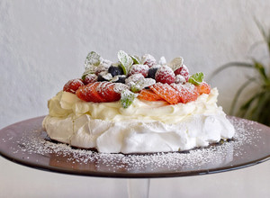 Foto principal de Tarta Pavlova | Merengue Francés | @DarixLAB