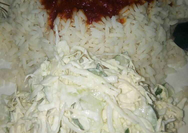 White rice and stew with simple salad