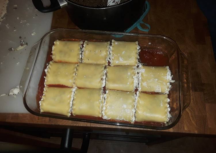 Lasagna roll ups