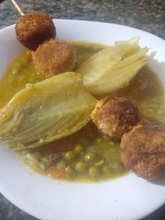 صورة لوصفة طاجين الجلبانة بالبسباس 🍲 وكريات الدجاج 🍢😋