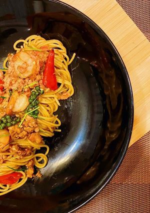 รูปของ สปาเก็ตตี้ขี้เมาหมูเบค่อนกุ้ง Spaghetti Kee Mao Pork Bacon Shrimp