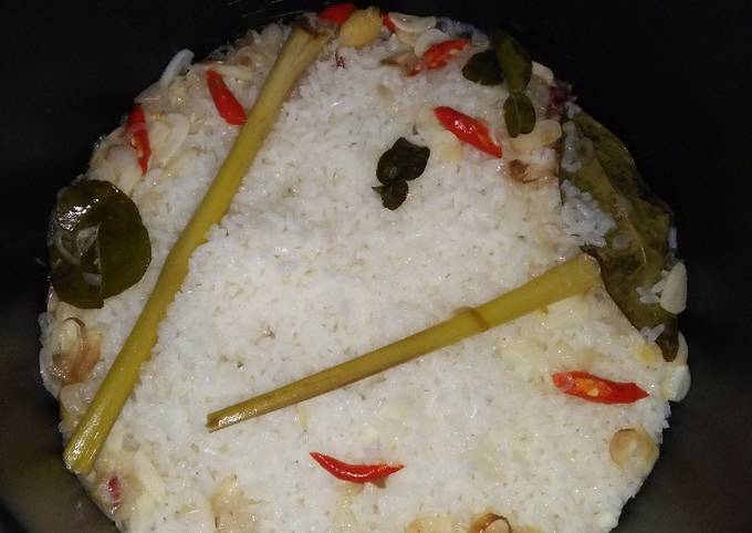 Resep: Nasi Liwet Magicom Praktis (Wangi Sedap &amp; Nikmat) Irit Untuk Jualan
