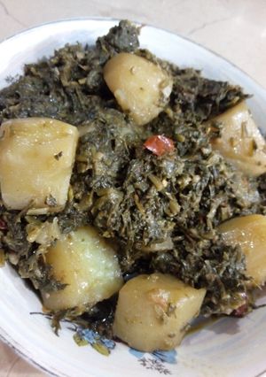 A picture of Aloo palak methi ki bhujia.