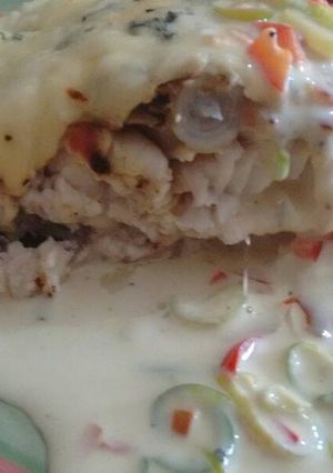 Una foto de Dorado al horno con salsa de Roquefort