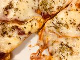 بيتزا مارغريتا (بالاجبان)