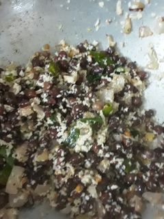 ஸ்பைசி சுண்டல் (Spicy sundal recipe in tamil) செய்முறை முக்கிய புகைப்படம்