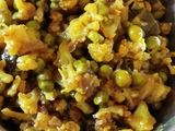फ्लॉवर वाटाणा भाजी (Flower Vatana Bhaji Recipe In Marathi)
