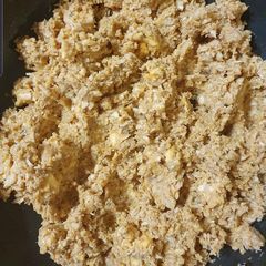 A picture of Chicken filling.