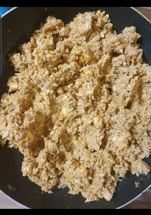 A picture of Chicken filling.