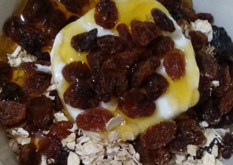 Yogurt con pasas