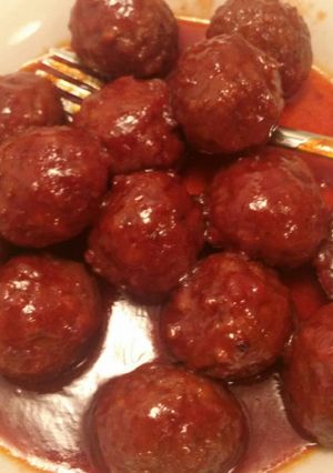 A picture of Easy BBQ Meatballs Crockpot.