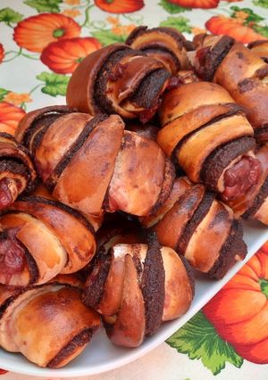 Csokis-meggyes kiflik recept fotója