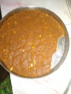 कद्दू की मिठाई (Pumpkin sweet recipe in hindi) रेसिपी मुख्य फोटो
