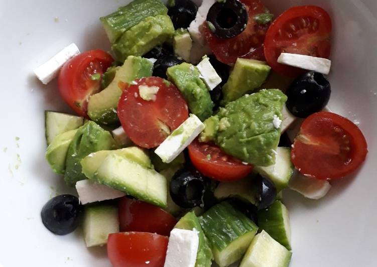 How to Prepare Award-winning Greek salad