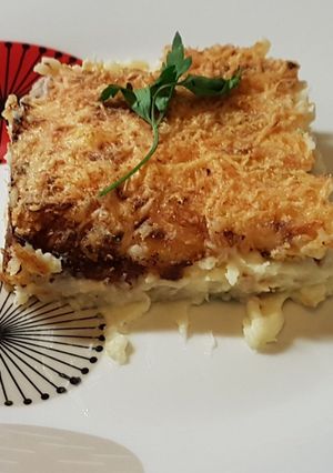 Una foto de Hachis Parmentier de pollo confitado