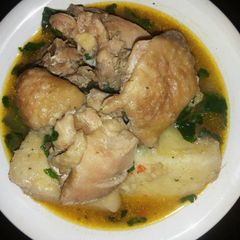 A picture of Chicken peppersoup.