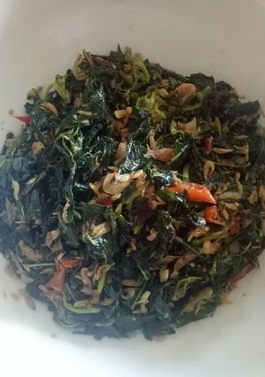 Foto resep Daun singkong tumis rebon