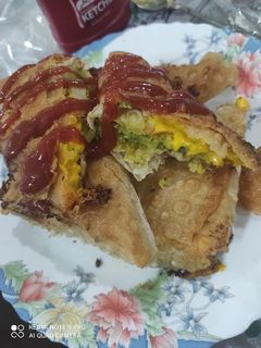 عکسی از دستور سمبوسه پنیری😋
