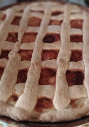 Una foto de Pasta frola con harina leudante