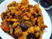 Une photo de tajine pruneau