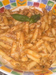 Una foto de Pasta con salsa napolitana
