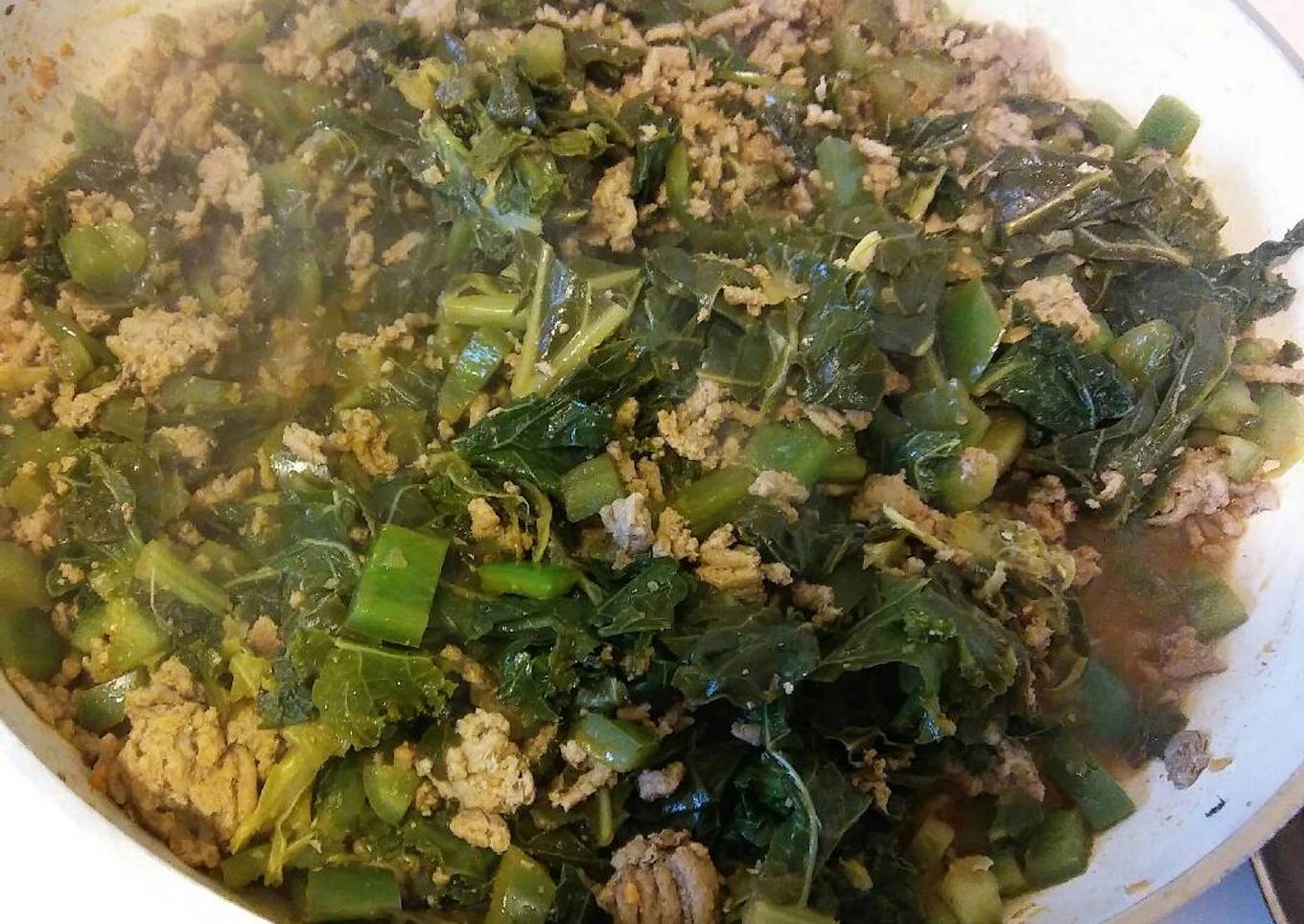 Pavo con Collard Greens