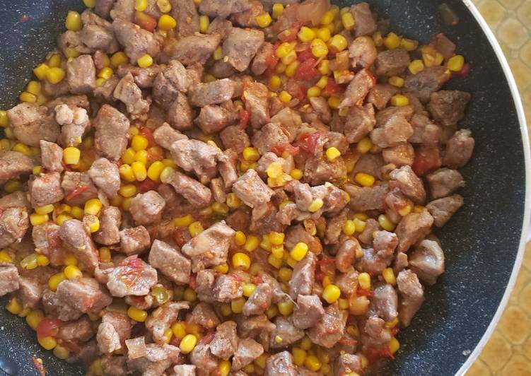 Steps to Prepare Homemade Carnitas con salsa