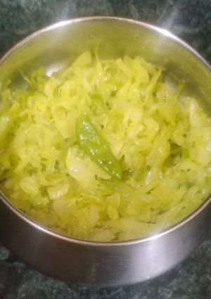 पत्तागोभी की मिठी सब्जी(pattagobhi ki mithi sabji recipe in hindi) रेसिपी मुख्य फोटो