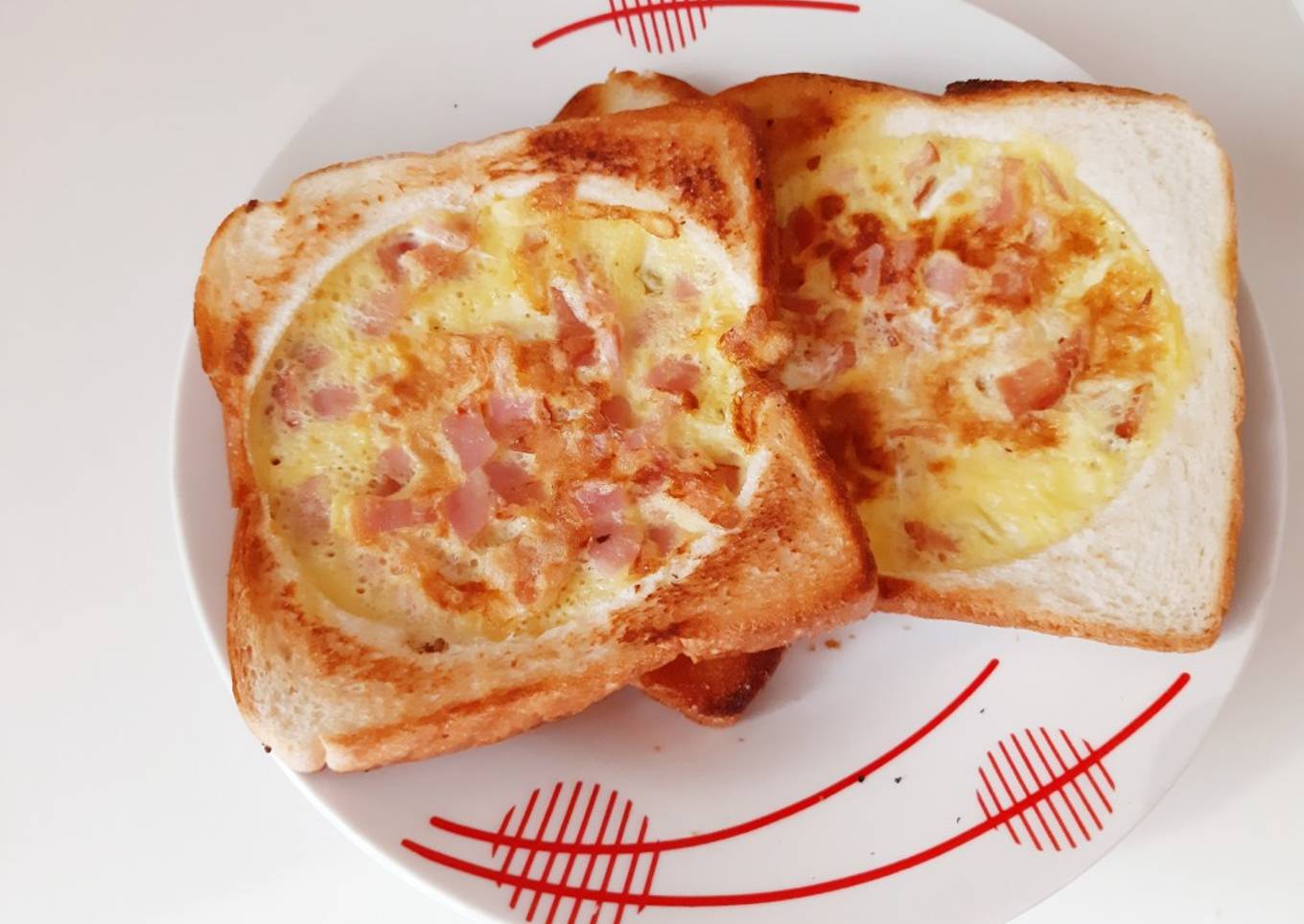 Roti tawar bolong isi telor ham(#444)