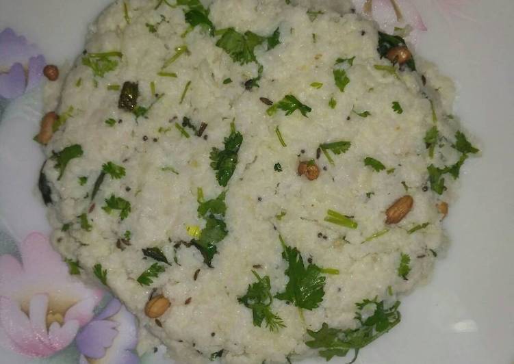 Curd poha (flattened rice)