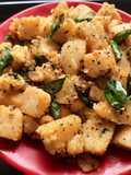 फोडणीची मसाला इडली (Fodnichi Masala Idli Recipe In Marathi)