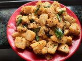 फोडणीची मसाला इडली (Fodnichi Masala Idli Recipe In Marathi)