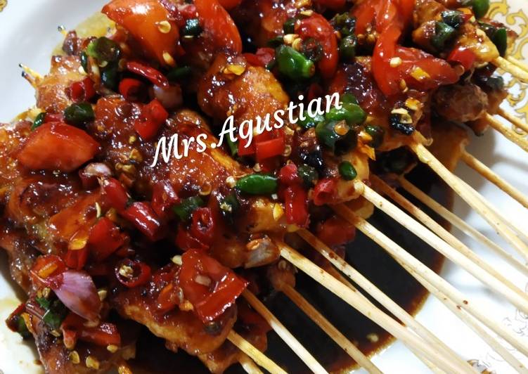 Sate ayam saos kecap