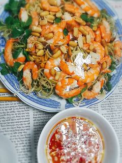 Hình của món Bắp chuối trộn tôm.