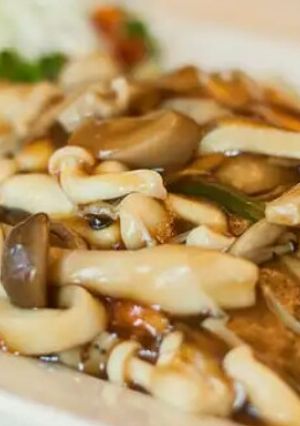 Hình của món Nấm xào chay.