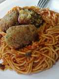 Spaghetti integral con albóndigas de pavo