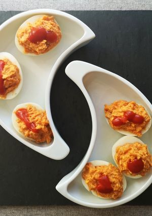 Una foto de Huevos rellenos