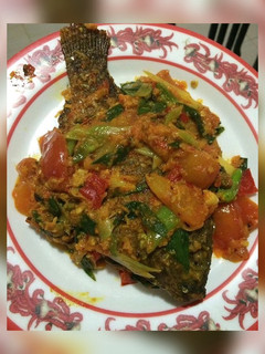 Foto resep Ikan Nila Bumbu Kuning ala Echa