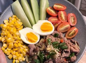 Foto resep Healthy Diet Food: Beef Slice, Boiled Egg, Jagung, Tomat dan Labu Siam