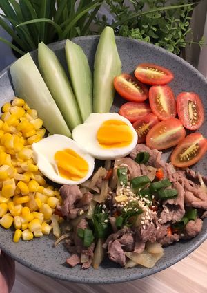 Foto resep Healthy Diet Food: Beef Slice, Boiled Egg, Jagung, Tomat dan Labu Siam