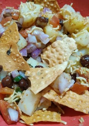 পাঁপড় চাট (Pappad chat recipe in bengali) রেসিপির প্রধান ছবি