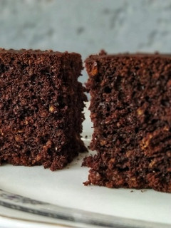Una foto de Torta de chocolate 🍫, integral con avena