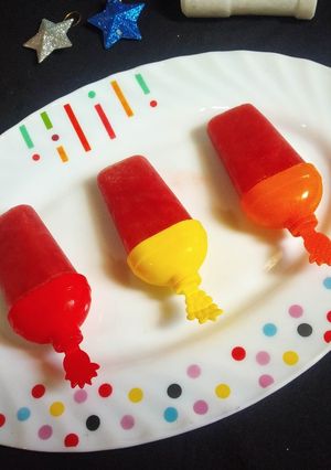 A picture of Watermelon popsicle.