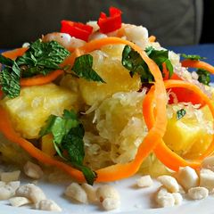 A picture of Green papaya and pineapple salad with shrimp.