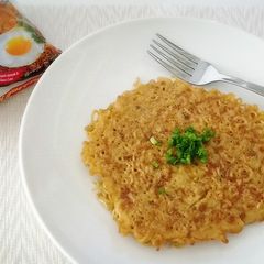 A picture of Martabak Indomie; Indonesian Noodle Omelette.