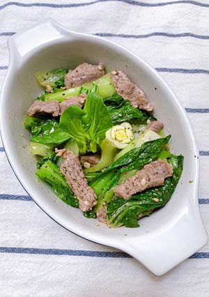 Hình của món Cải thìa xào thịt bò.