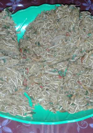 Foto resep Martabak mie apa adanya 😅