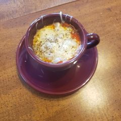 A picture of Pizza in a Cup.