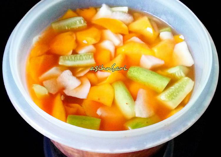 Resep Asinan Buah, Bisa Manjain Lidah